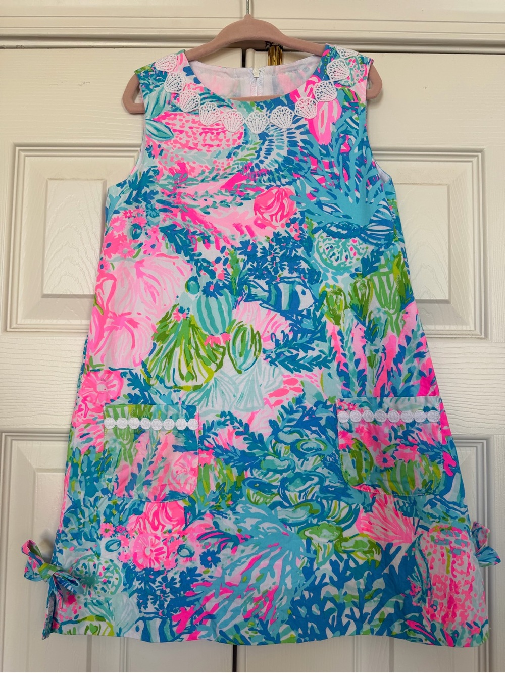 Girls' Sleeveless Floral Print Lilly Pulitzer Shift Dress in Pink & Blue